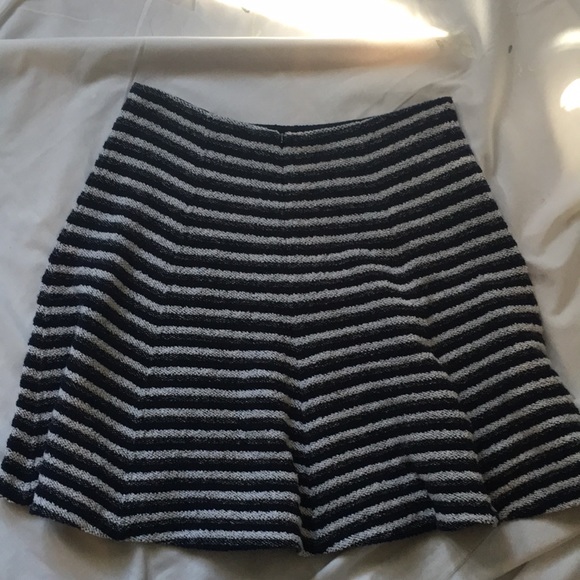 theory Lyerly Boucle skirt - Picture 6 of 7
